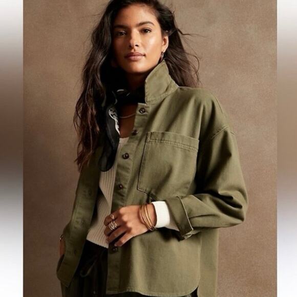 Banana Republic Tops - Banana Republic Olive Green Oversized Shirt Jacket EUC Size XS Cotton Twill